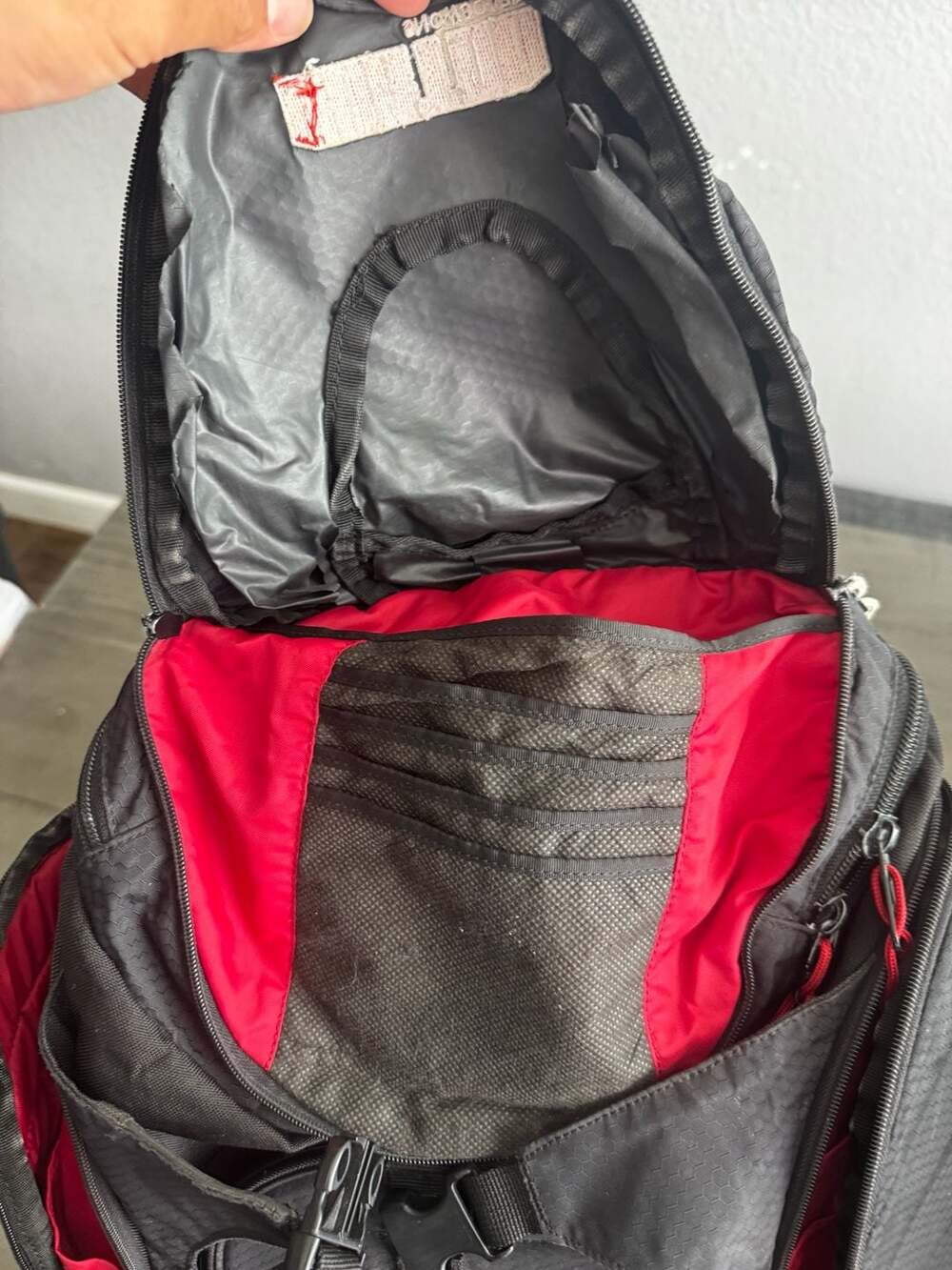 Burton Snowboards Pro Rider Series 13 Modular Technical Backpack - Picture 7 of 12